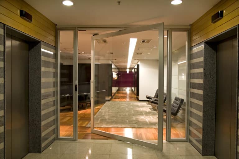 Principais diferenças entre arquitetura residencial e comercial