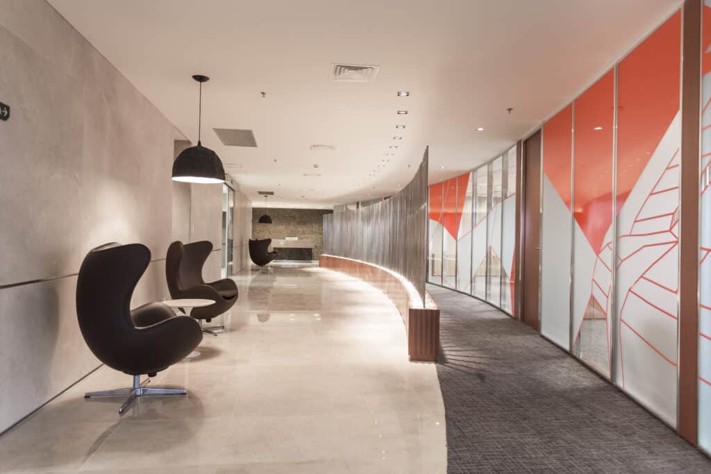 Divisórias Div Design: como cada uma pode atender às suas necessidades